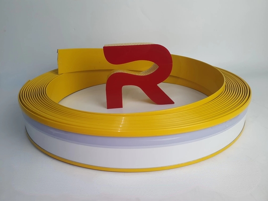 El aluminio es resistente al agua. El aluminio es resistente al agua.